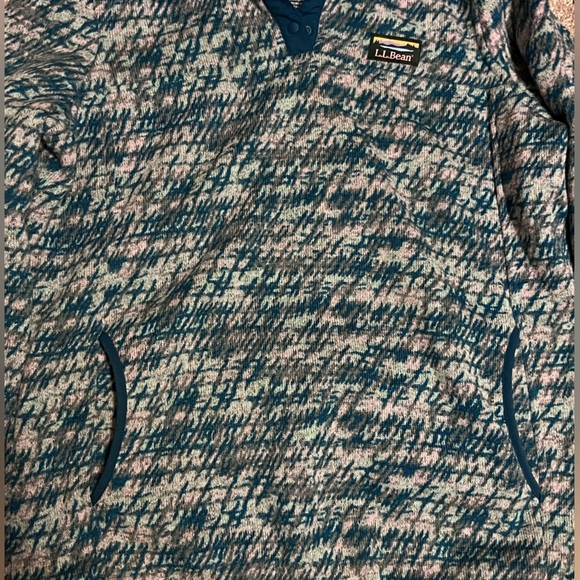 LL Bean Pullover - Picture 2 of 4